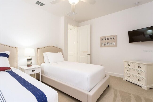 Building Photo - 7736 Linkside Loop