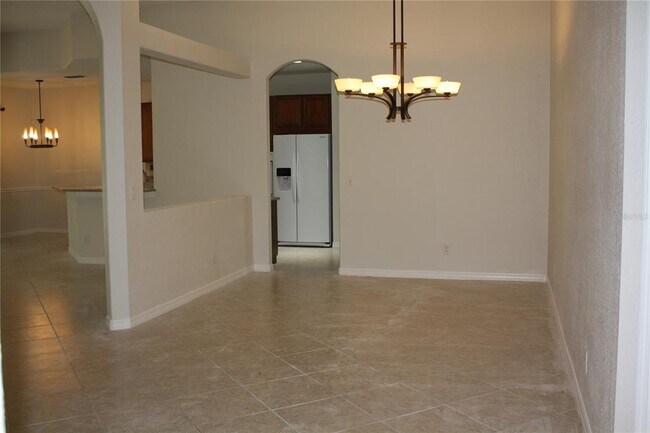 Building Photo - 9115 Pinebreeze Dr
