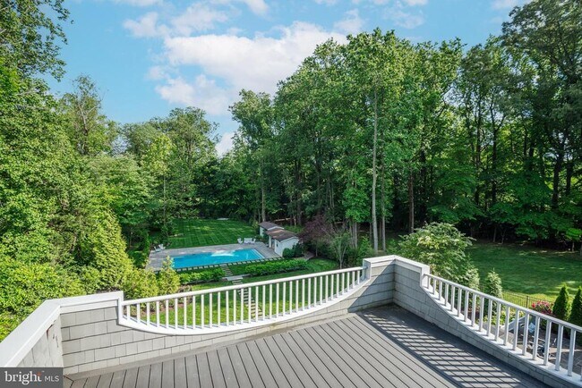 Building Photo - 5600 Brite Dr