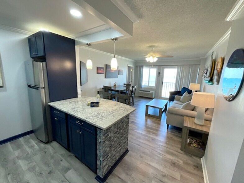 Building Photo - 303 Atlantic Ave