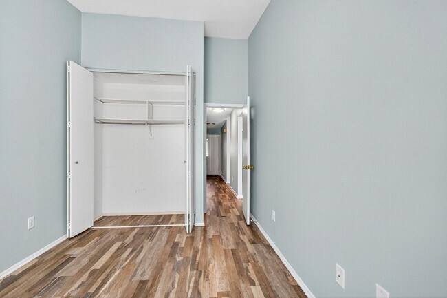 Building Photo - 14 Carol Ct