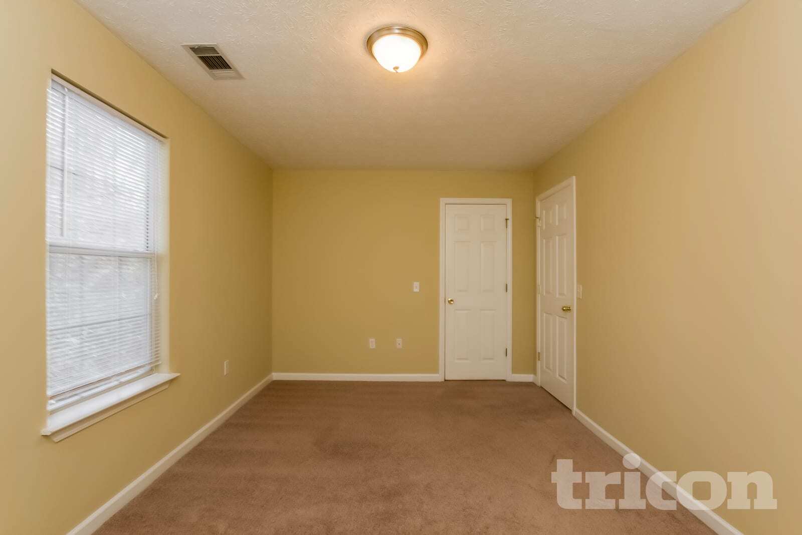 Building Photo - 7124 Crystal Creek Pl