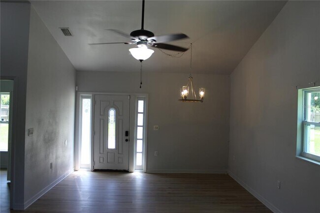 Building Photo - 11413 Pruett Rd