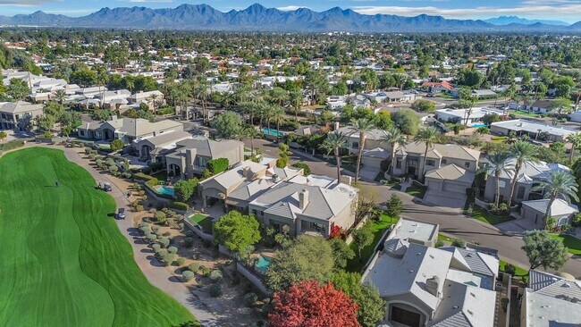 Building Photo - 7878 E Gainey Ranch Rd