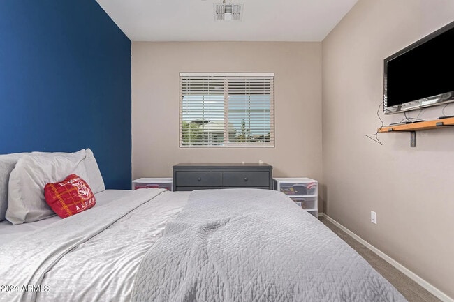 Building Photo - 17127 W Alice Ave