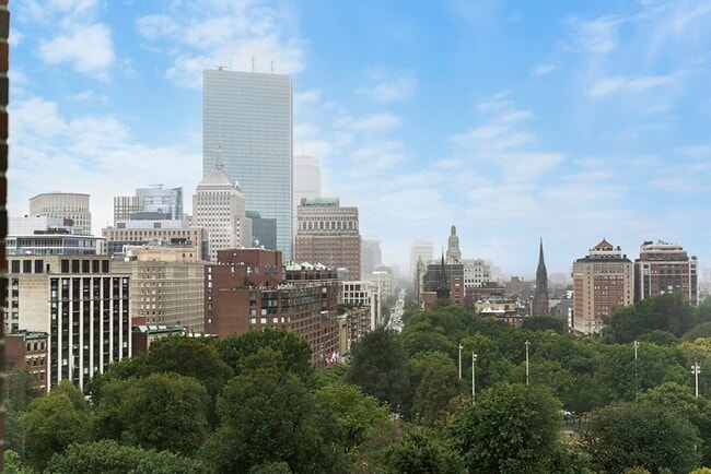 Building Photo - 170 Tremont St