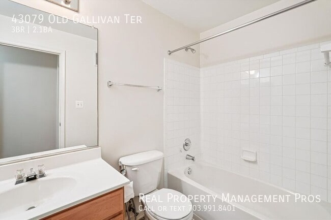 Building Photo - 43079 Old Gallivan Terrace