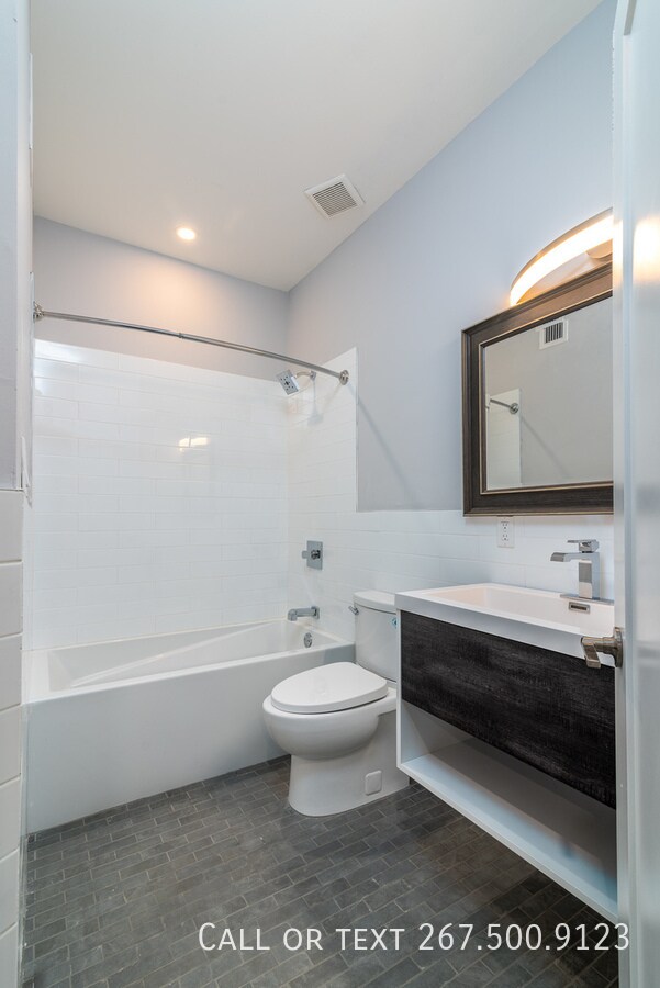 Building Photo - 1845 Passyunk Ave