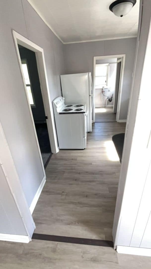 Building Photo - Single Family Home Available!