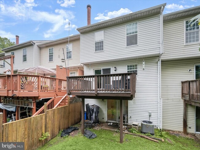 Building Photo - 7729 Patuxent Oak Ct