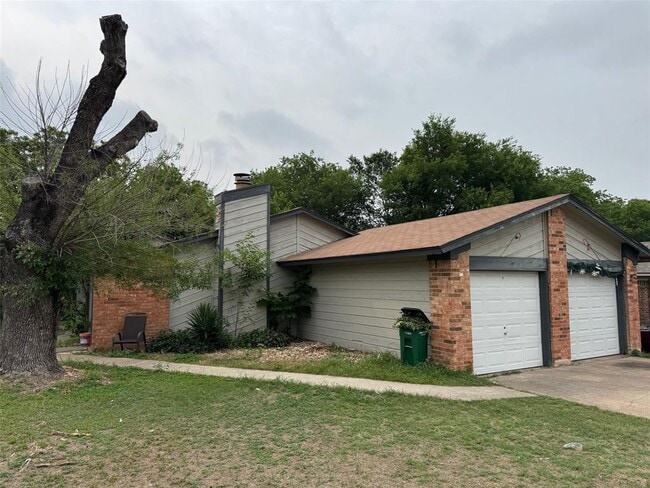 Primary Photo - 10805 Lanshire Dr
