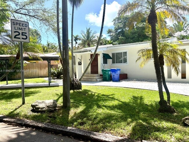 Building Photo - 4190 Pamona Ave