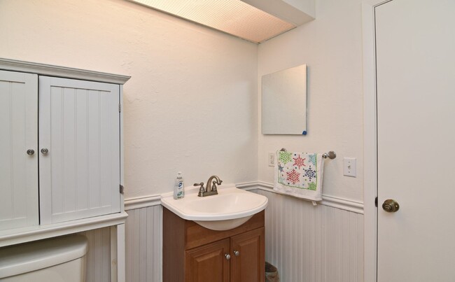 Building Photo - Spacious 3/2 Longwood, Single Story Townhome