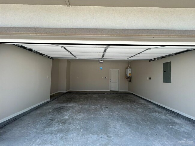 Building Photo - 21 N 15th St
