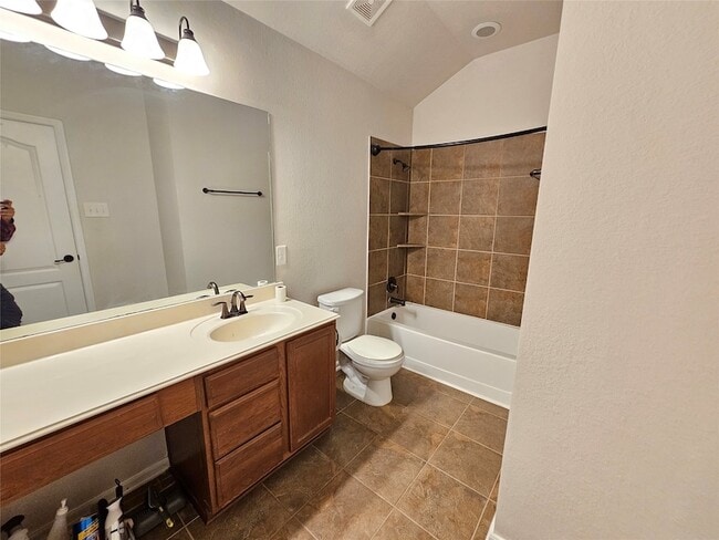 Building Photo - 4330 Lake Cypress Cir