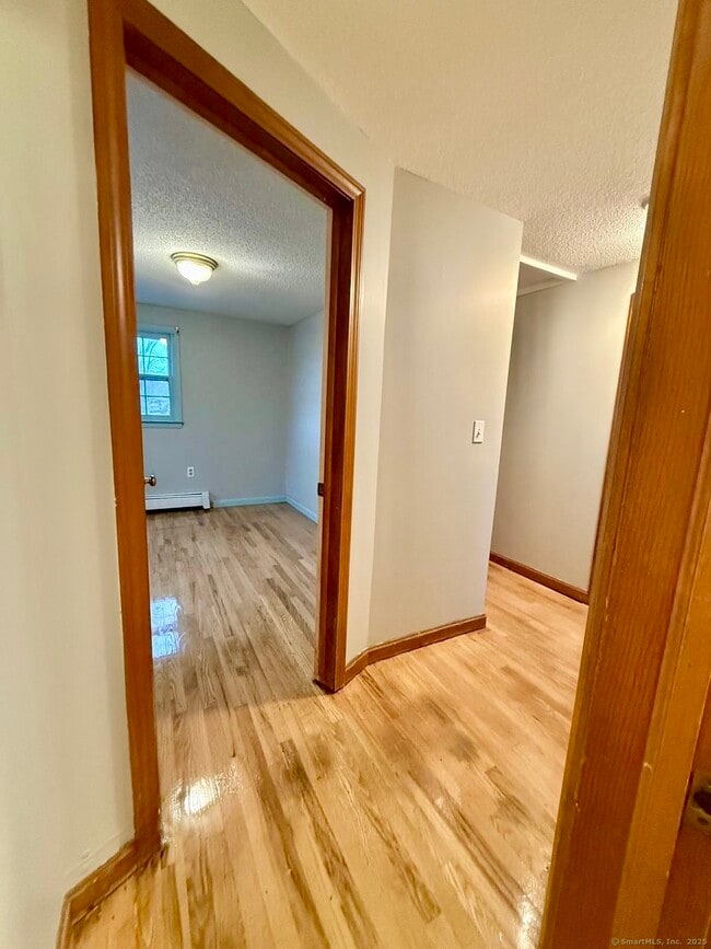 Building Photo - 399 High St