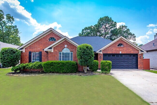 Primary Photo - 216 Chantilly Cir