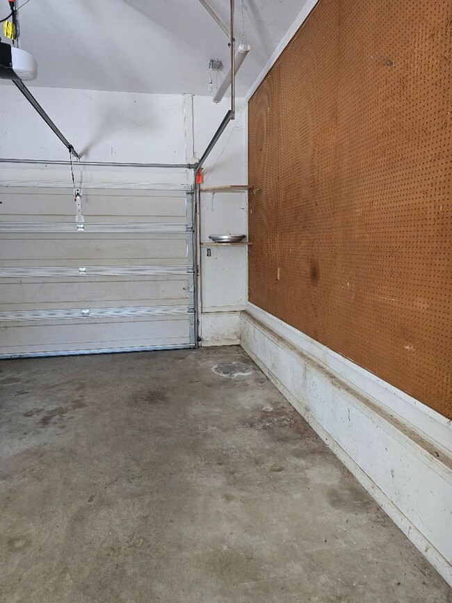 Building Photo - Single Family Home in Homemont/Great Bridge