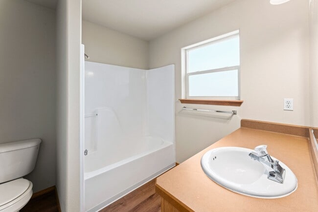 Building Photo - Live in Redmond Oregon