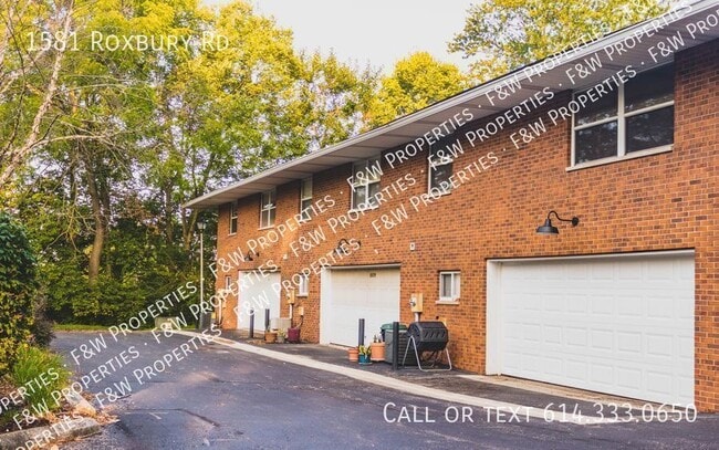 Building Photo - 1581 Roxbury Rd