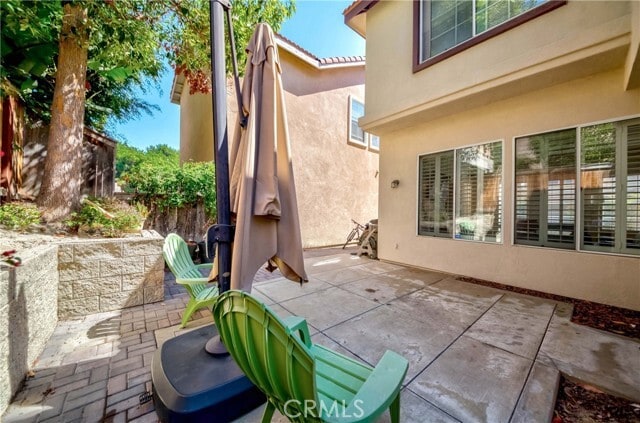 Building Photo - 5 Pelicano