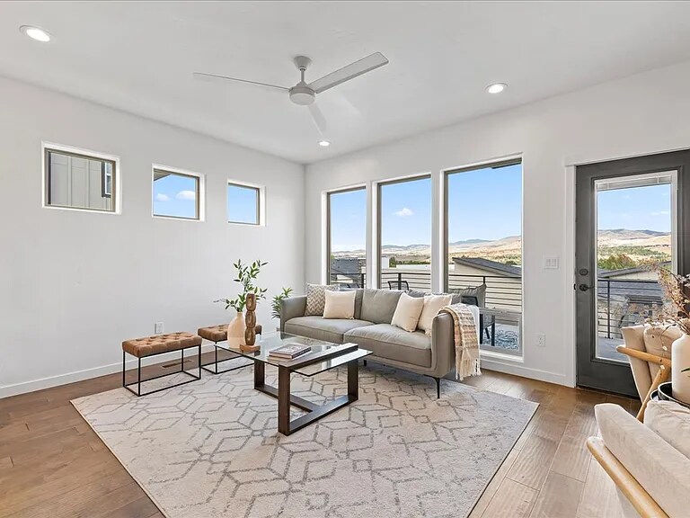 Building Photo - 1277 E Echelon Rdg Ln