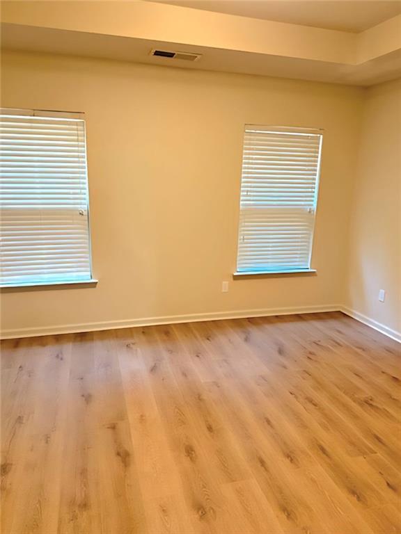 Building Photo - 331 Knelston Oak Dr NE