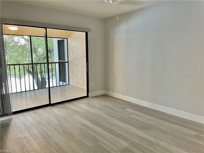 Building Photo - 5650 Trailwinds Dr