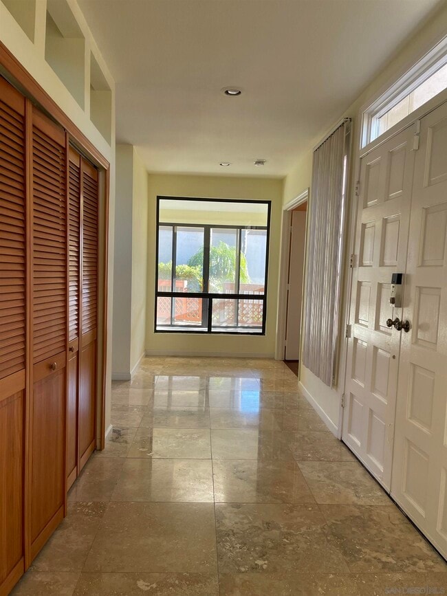 Building Photo - 6535 Caminito Northland
