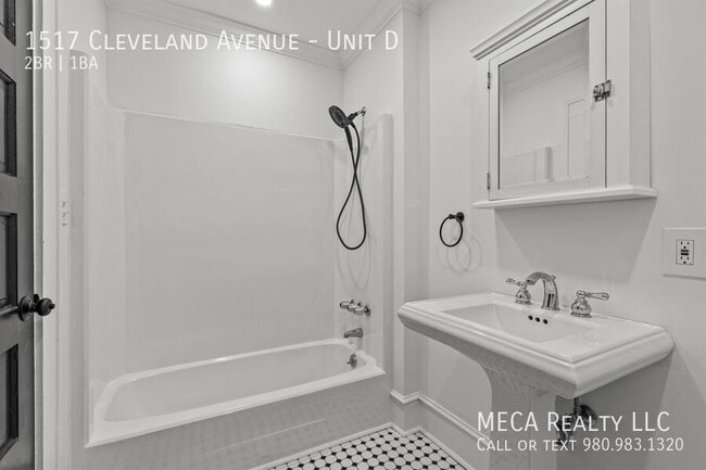Building Photo - 1517 Cleveland Ave