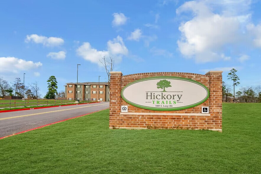 Building Photo - Hickory Trails Apartments