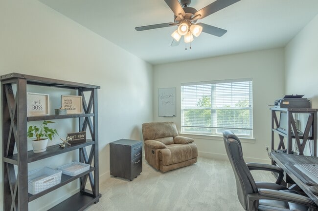 Building Photo - 4324 Cedar Creek Rd