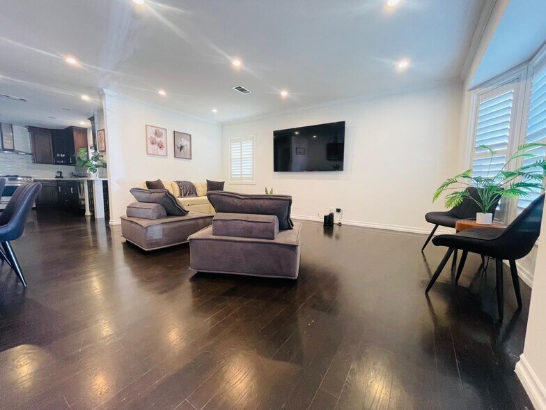 Building Photo - 17946 Valley Vista Blvd