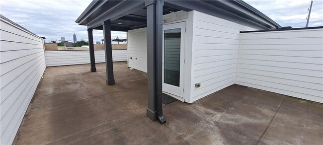 Building Photo - 717 Katherine Johnson Ln