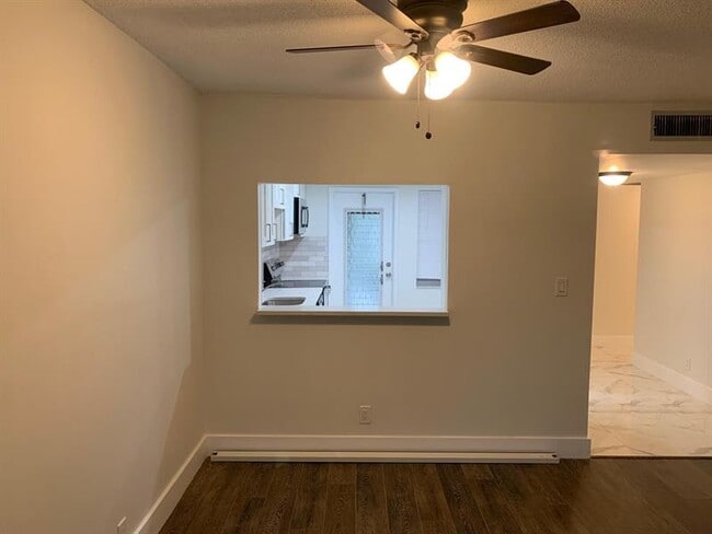 Building Photo - 2691 S Course Dr