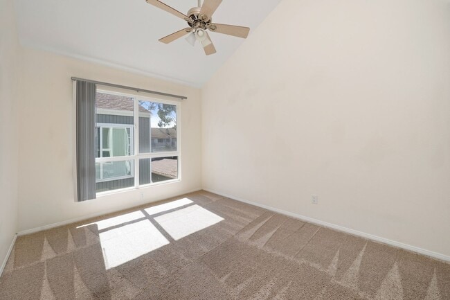 Building Photo - Seawind Upper Unit with Vaulted Ceilings a...