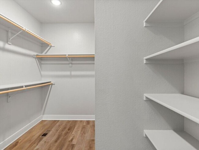 Building Photo - 21201 E 60th Ave