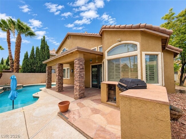 Building Photo - 1108 Ventura Hills St