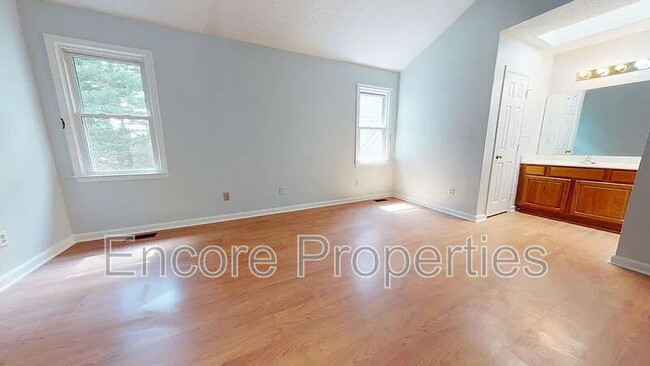 Building Photo - 2669 Broad Oaks Pl
