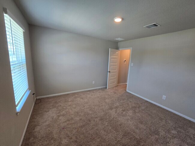 Building Photo - 13703 Mariah Dr
