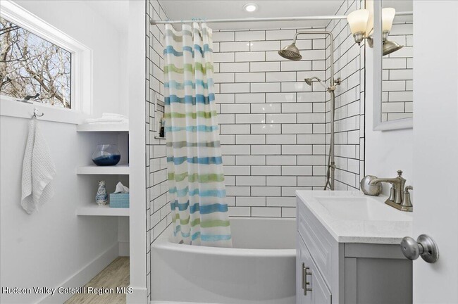 Building Photo - 5153 NY-9G