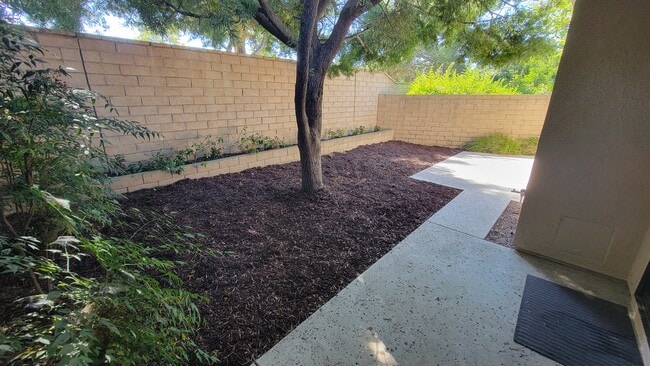 Building Photo - 18745 Paseo Picasso