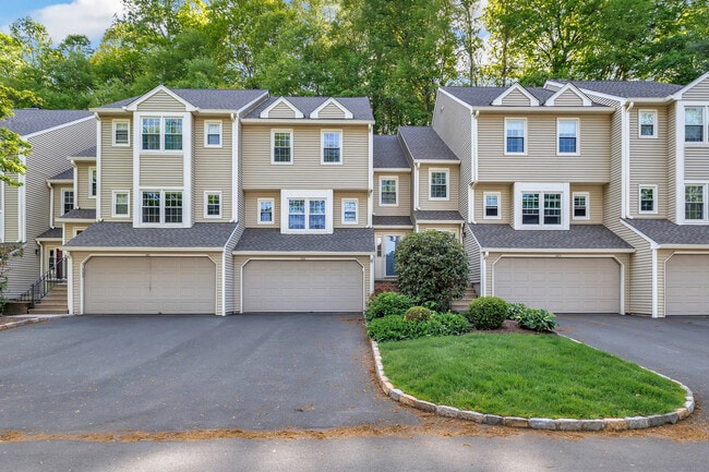 Primary Photo - 139 Governor Trumbull Way