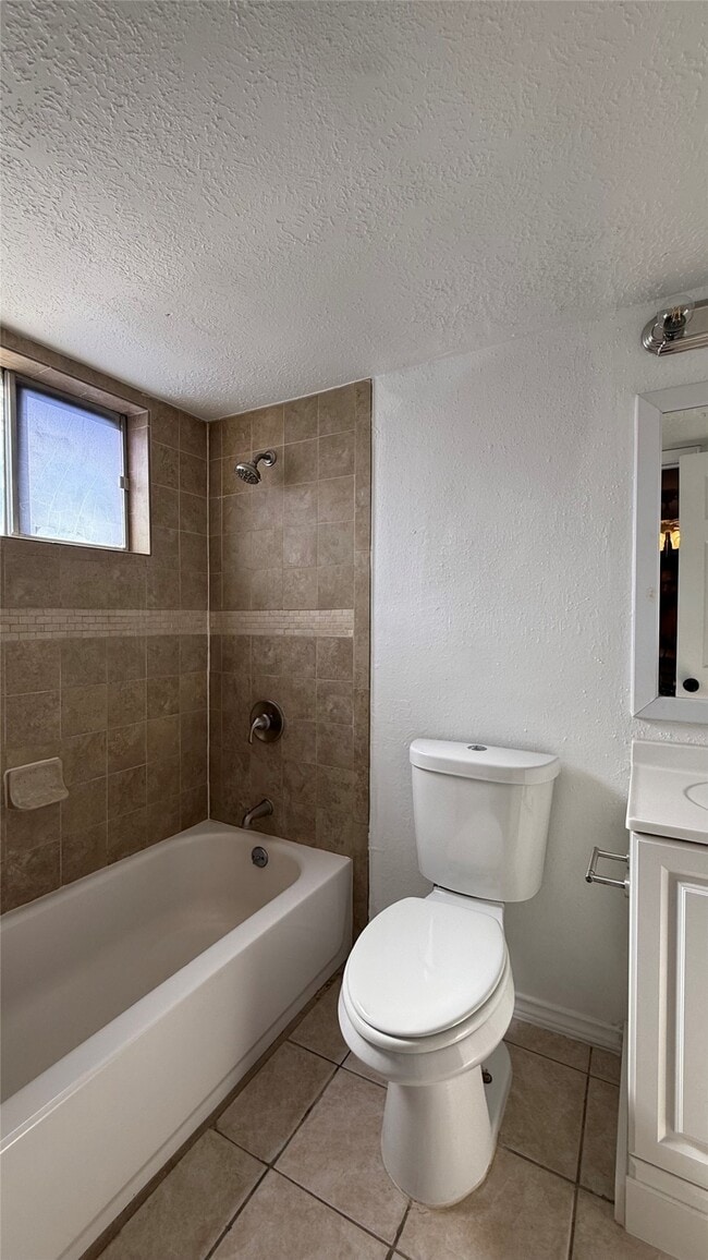 Building Photo - 12707 Marble Dr