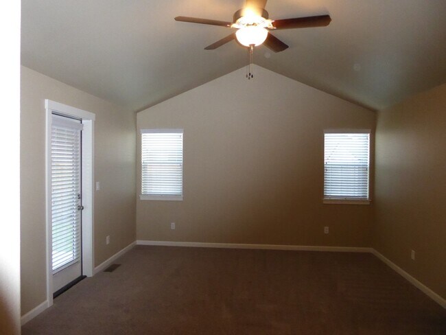 Building Photo - 21190 Capella Pl
