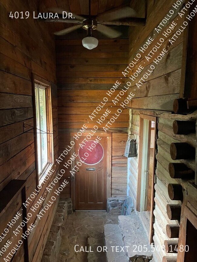 Building Photo - 4019 Laura Dr