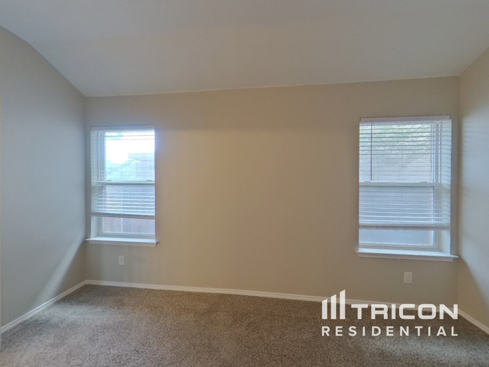 Building Photo - 4805 Cedar Springs Dr
