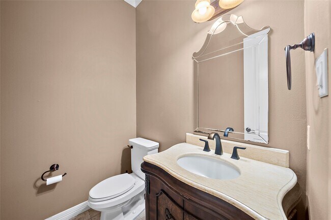 Building Photo - 4321 Jim West St