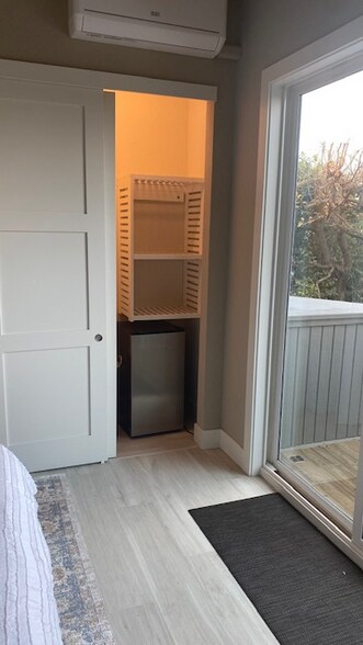 Building Photo - 2108 Valente Cir