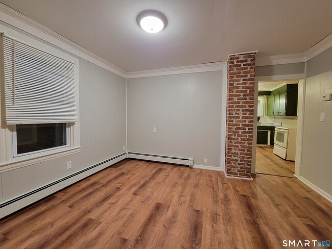 Building Photo - 344 Boswell Ave